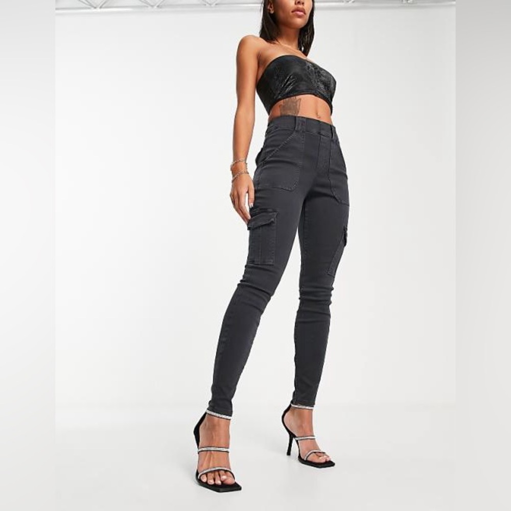 Spanx Stretch Twill Charcoal Gray Cargo Pants S - Picture 1 of 7